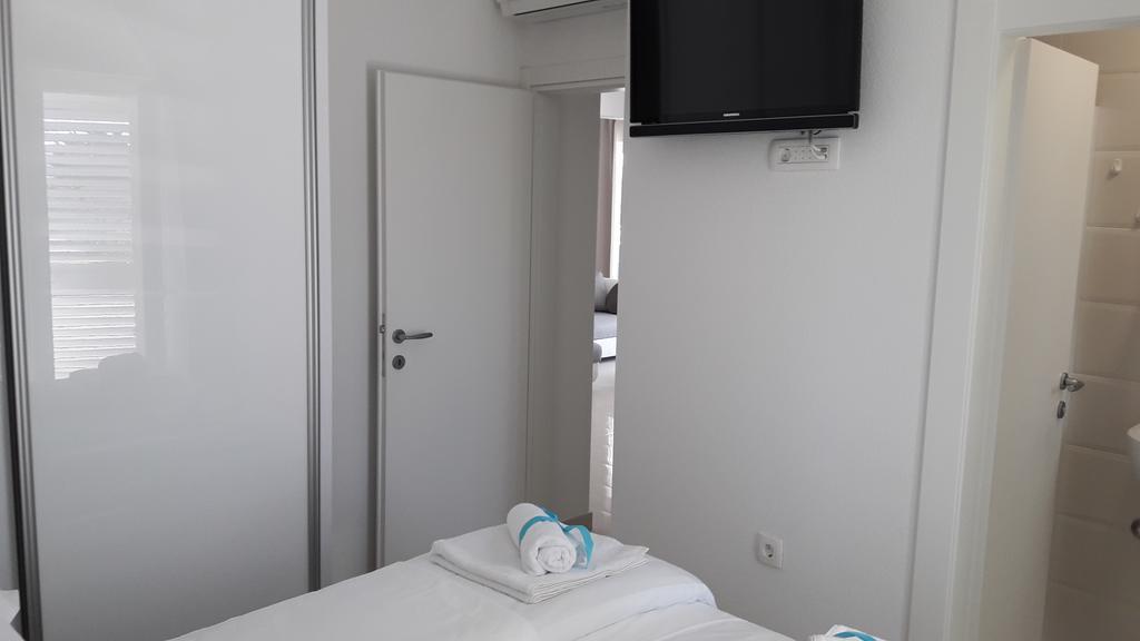 Villa-Apartments Karmel Kaštela 外观 照片