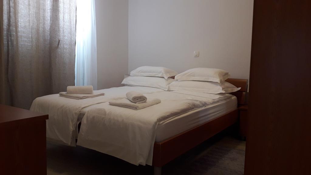 Villa-Apartments Karmel Kaštela 外观 照片