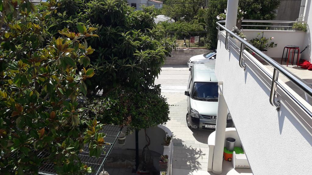 Villa-Apartments Karmel Kaštela 外观 照片